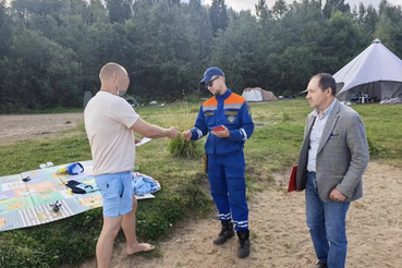 Спасатели Ленобласти на страже безопасности у воды