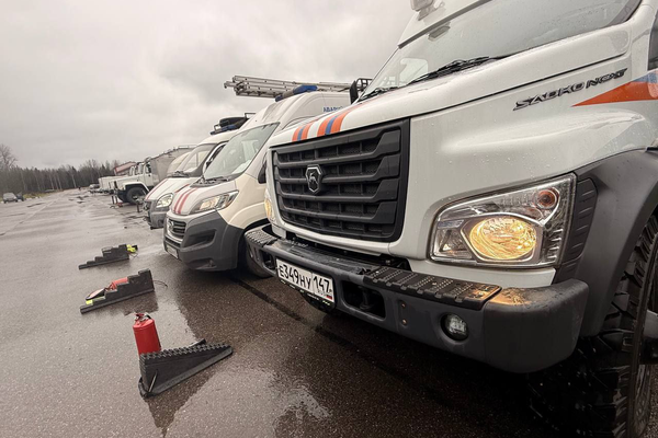 Смотр готовности сил и средств прошёл в Аварийно-спасательной службе ЛО