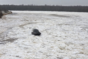 Спасатели продолжают мониторинг паводковой обстановки в Лодейнопольском районе