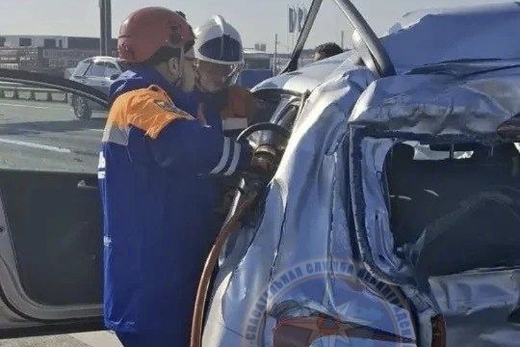 Шлиссельбургские спасатели ликвидировали последствия ДТП