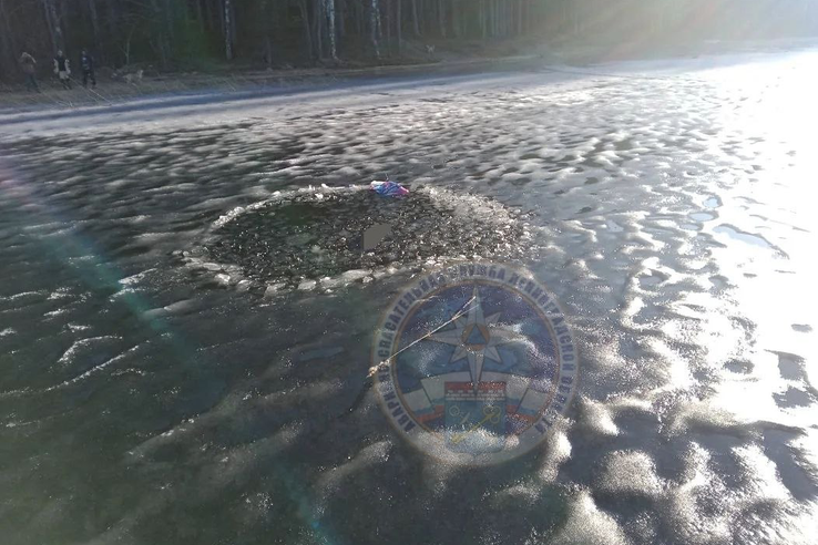 Поиски на озере Комсомольское